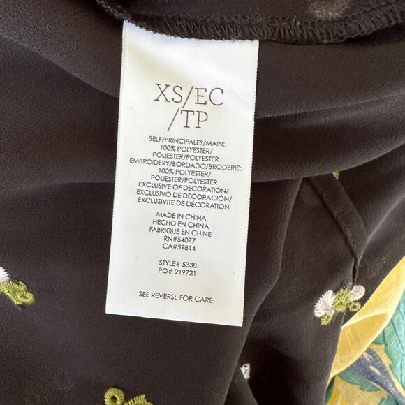 Cabi Blouse Womens XS Embroidered Floral Flowy Semi Sheer Preppy Academia Black - Picture 11 of 12